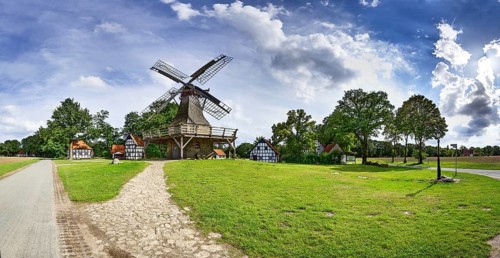 The Kolthoff mill is part of the Westphalian Mill Road and is located in Levern