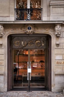 Gucci shop