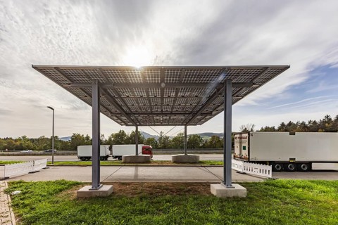 Solar roof on the A81 motorway at the Hegau-Ost service area. However