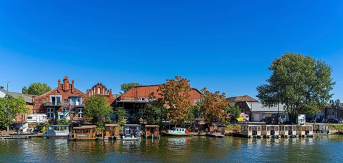 Old villas and new apartment buildings