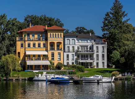 Old villas and new apartment buildings
