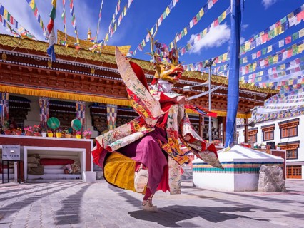 Cham dance