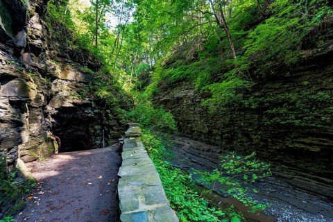 Watkins Glen State Park: Gorge Trail entrance and tunnel