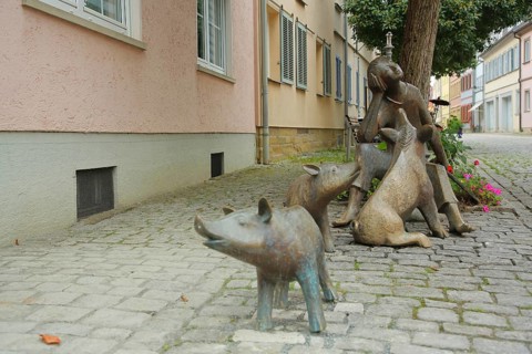 Sculpture Pigherd by Peter Vollert 2003