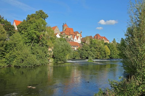 View of the Neckar and townscape with Schochenturm