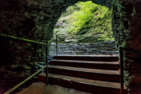 Watkins Glen State Park: Gorge Trail entrance and tunnel