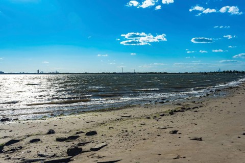 On the Millstone Trail towards the Dead Horse Bay off the Barren Island and Floyd Bennett Field. Brooklyn