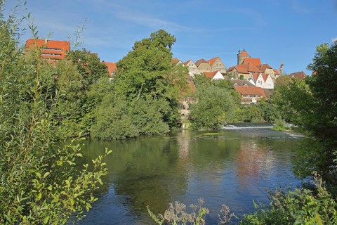 View of the Neckar and townscape with Schochenturm