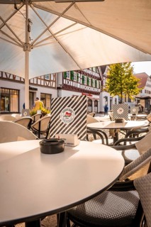 Eiscafe Adria in historic half-timbered town