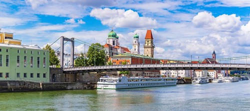 Prinzregent-Luitpold Bridge over the Danube in Passau