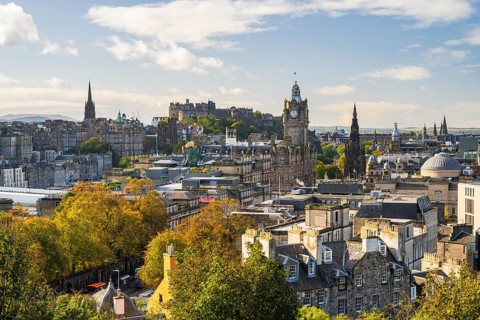 View from Calton Hill of the historic Old Town with the Edinburgh Castel