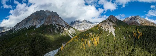 Ova da Fuorn torrent with Piz Vallatscha and Piz Nair