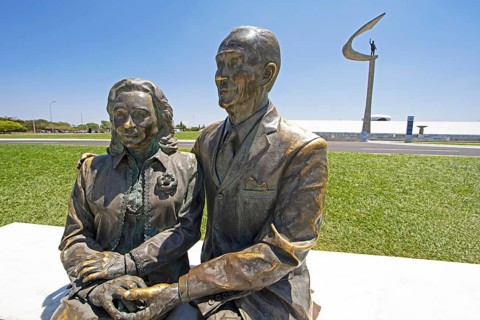 Statues of Juscelino Kubitschek de Oliveira