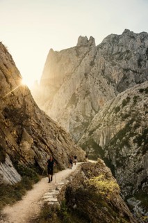 Hiking trail through the Cares Gorge