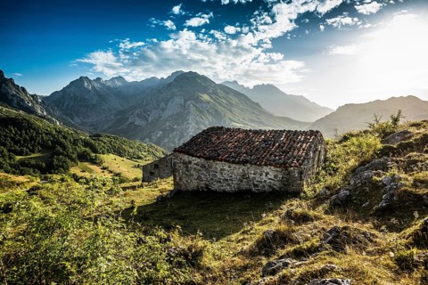 Alpine huts and mountains