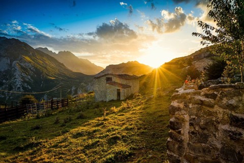 Alpine huts and mountains