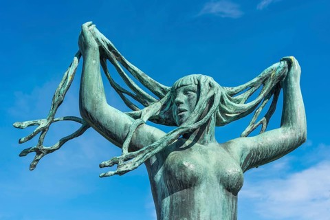 Sculpture of woman by Gustav Vigeland