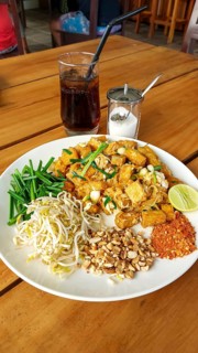 Vegan Tofu Pad Thai