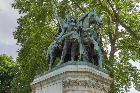 Equestrian statue of Charlemagne and his guards