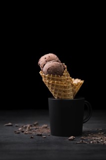 Cones with ice cream cup table