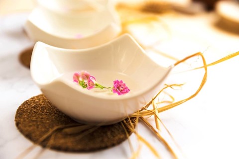 Bowl spa massage oil coaster