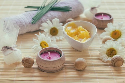 Candles bowl with shea butter