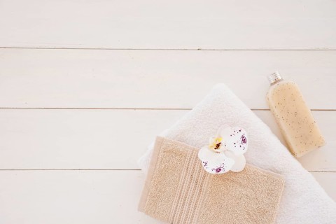 Composition hygienic supplies body care