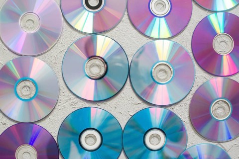 Discs table