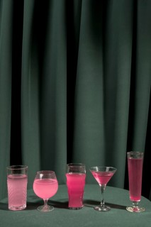 Front view pink martinis table