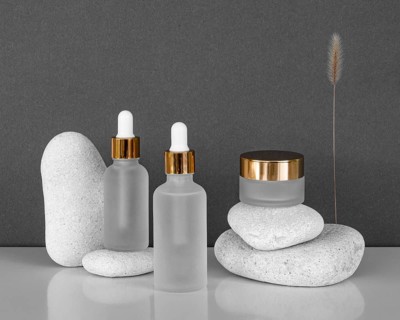Skin oil droppers face cream recipients arrangement
