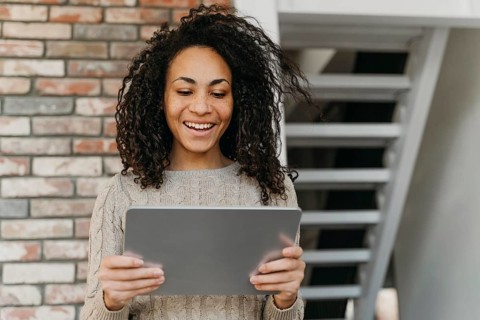 Businesswoman with tablet