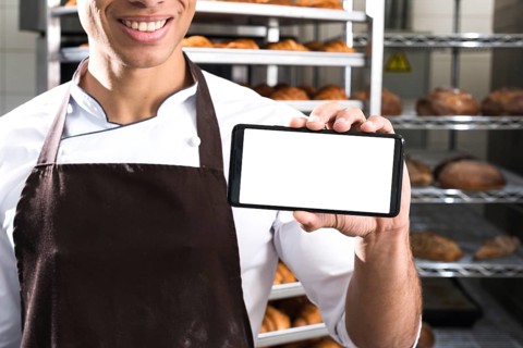 Chef showing screen phone