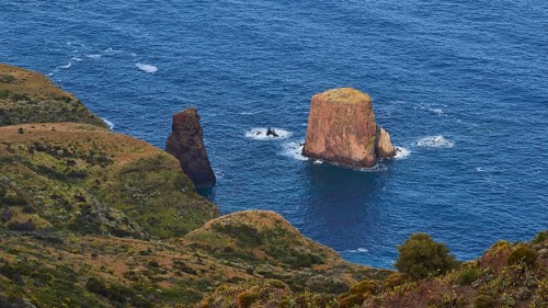 Faraglioni Rossi di Lipari