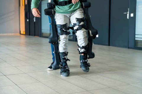 Mechanical exoskeleton