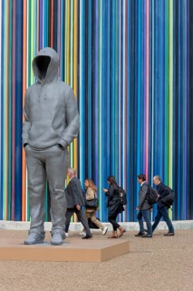 Sculpture from the series THE EXTATICS 2023 - outdoor art and in the background of Raymond Moretti's sculpture Le Moretti