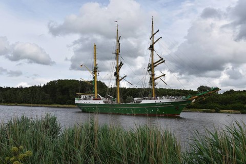 Sailing ship Alexander von Humboldt II in the Kiel Canal