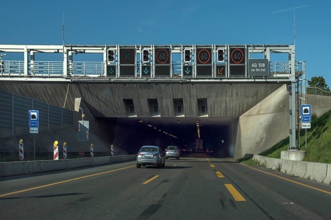 Traffic guidance system in front of the Engelberg Tunnel