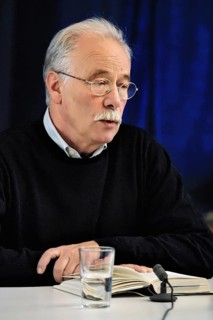 The author W. G. Sebald at the Literaturhaus Stuttgart. Reading