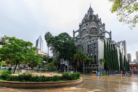 Fountain and Botero sculpture in front of Palacio de la Cultura Rafael Uribe Uribe