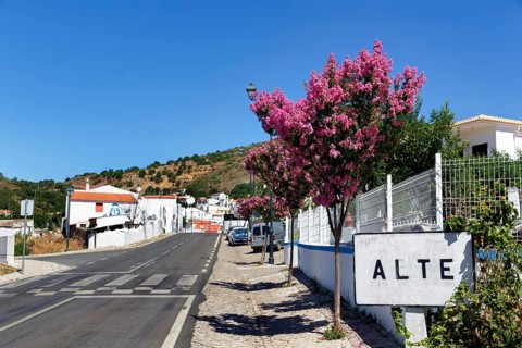 Entrance to town