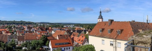 Panoramic photo of the town of Hilpostein