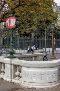 Art Nouveau entrance to the Franklin D. metro station. Roosevelt