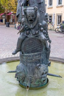 Detail of the Fool's Fountain by the artist Gerold Jaeggle