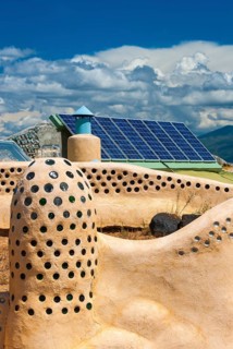Self-sufficient earth buildings