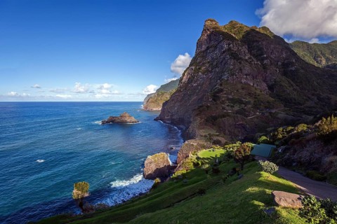 Steep coast