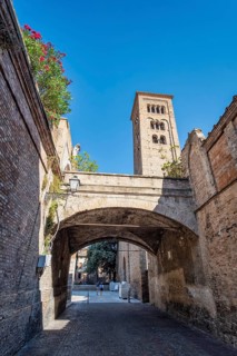 Alley to the Basilica of San Francesco