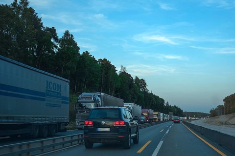 Lorry traffic jam on the A 6