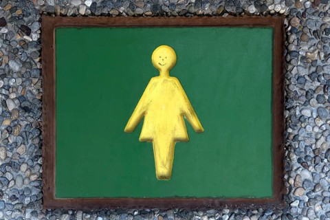 Sign at the woman's WC at a motorway car park