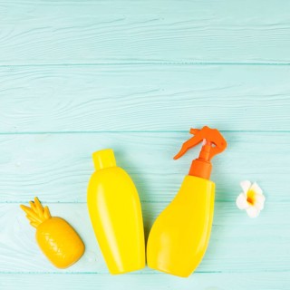 Spray bottles with toy flower