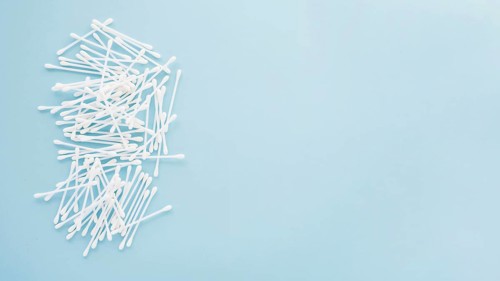 Heap cotton buds